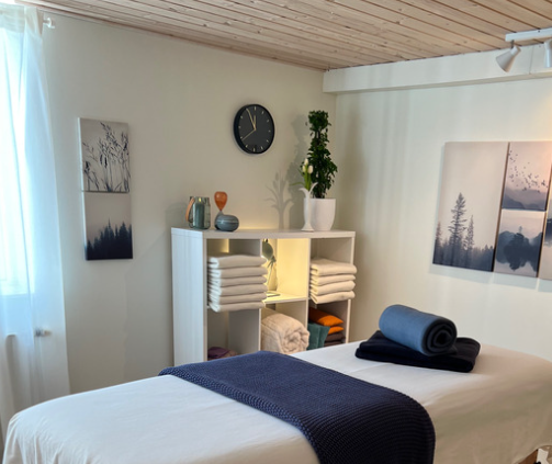 Klinikken i Silkeborg er lys, rummelig og rolig. Her modtager du tryg, beroligende og fortrolig behandling og samtaleterapi. 